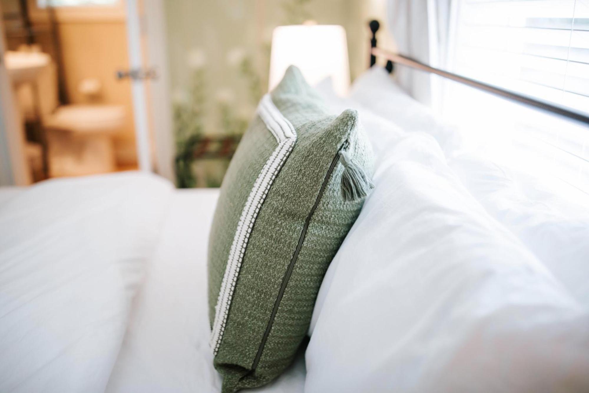 Cozy Cottage - Walk To Campus, Stadium, Downtown Athens Ngoại thất bức ảnh