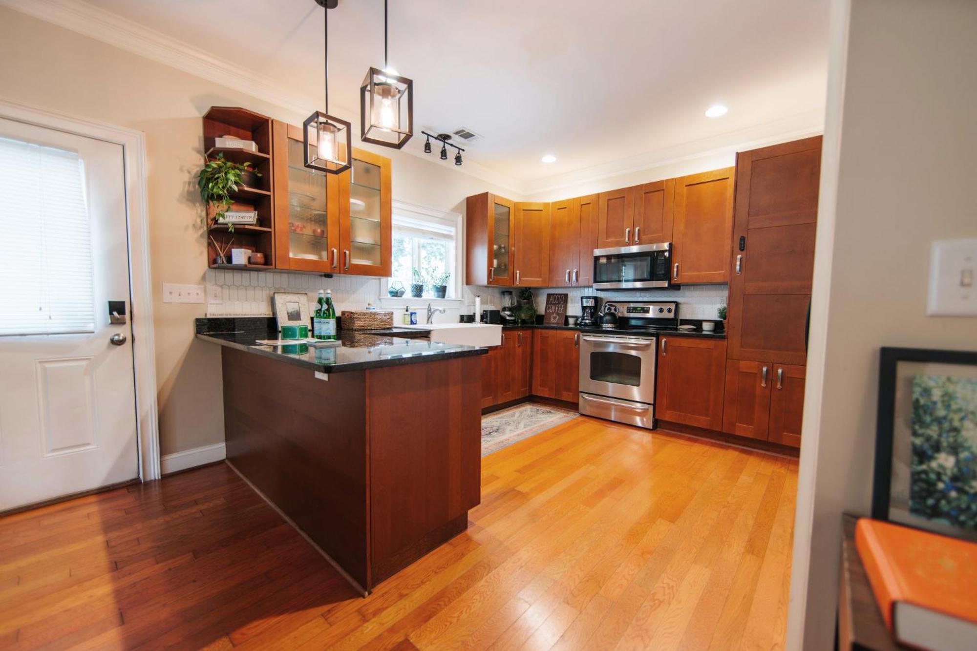 Cozy Cottage - Walk To Campus, Stadium, Downtown Athens Ngoại thất bức ảnh