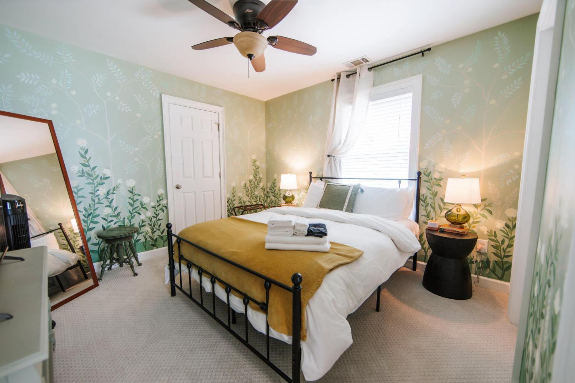 Cozy Cottage - Walk To Campus, Stadium, Downtown Athens Ngoại thất bức ảnh